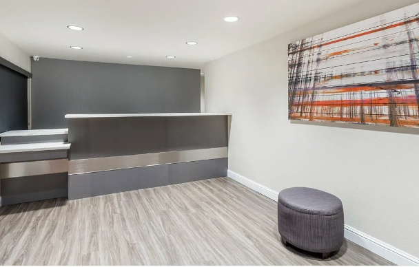 Days Inn by Wyndham Yosemite Area